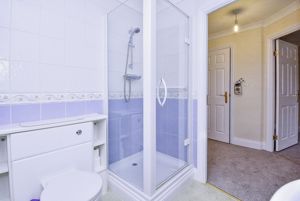 BATHROOM- click for photo gallery